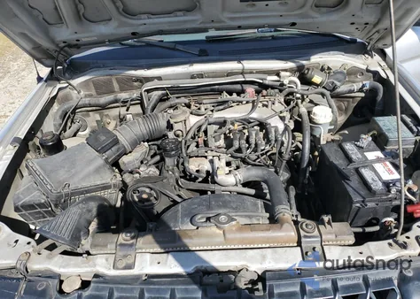 2002 Mitsubishi Montero Sport Es z USA, uszkodzony, nr VIN JA4LS21H52P002239